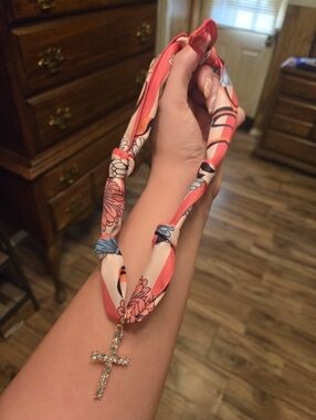 Floral Coral Twist Scarf Necklace with Gold Rhinestone Cross